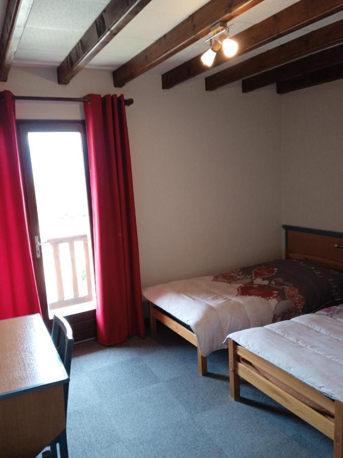 Hotel Restaurant Le Traineau Clelles Eksteriør bilde