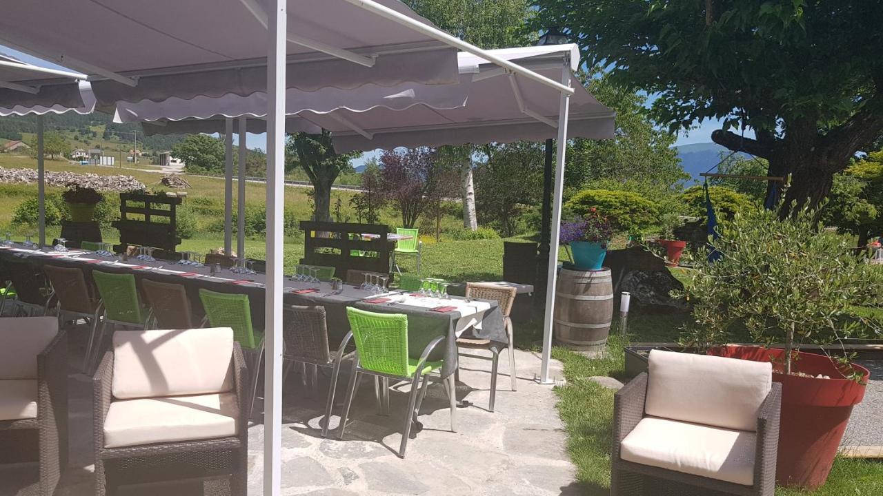 Hotel Restaurant Le Traineau Clelles Eksteriør bilde